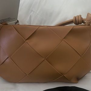 Brand new sondra Roberts bag. Willing to take best offer price